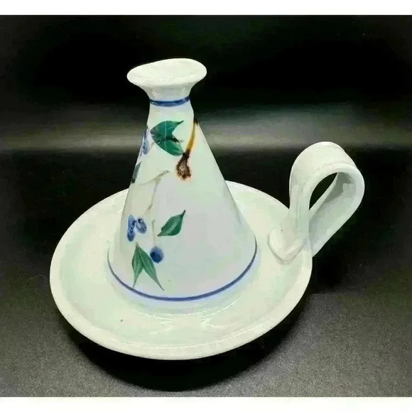 Signed Georgetown Pottery Maine ‘94 Candlestick Blueberries Green Leaf Handle - Picture 3 of 6